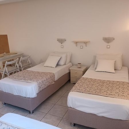 Argostoli Rooms Esterno foto